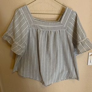 CUTE farmhouse top